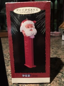 Hallmark Keepsake Santa Claus Pez Ornament 1995 - NIB - Picture 1 of 1