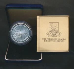 Falkland Islands: 1982 28.28g Sterling Proof SILVER Liberation Crown Cased w CoA - Foto 1 di 2