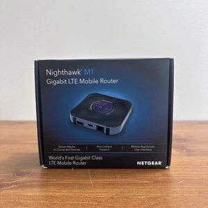 NETGEAR Nighthawk M1 4G LTE WiFi Mobile Hotspot (MR1100-100NAS)....NEW - Afbeelding 1 van 5