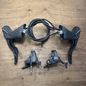 Campagnolo H11 EPS Ergo Shifter Brake Set Carbon Levers Hydraulic Calipers - Picture 1 of 20
