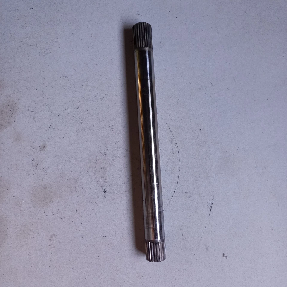 C4 Automatic Transmission Standard Input Shaft 26 Spline - image 1 of 1