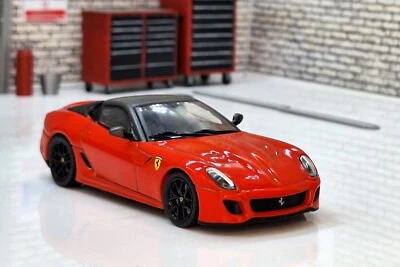 Ferrari 599 GTO 2010 - красный масштаб 1:43 модель в корпусе IXO - Изображение 1 из 4