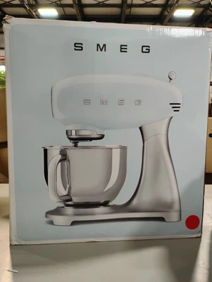 Smeg 50's Retro Style RED / SILVER 600w Stand Mixer - SMF02RDUS - Image 1 of 4