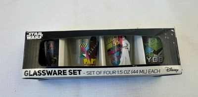 Juego de 4 vasos de cristalería Disney Star Wars de 1,5 oz nuevos en caja coleccionables Foto 1 de 4