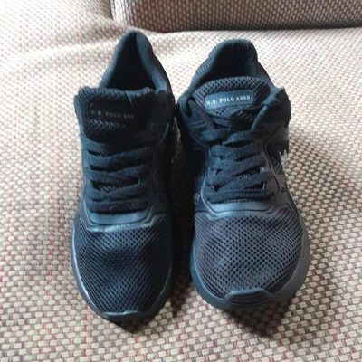 Zapatillas deportivas de tenis US Polo Assn para mujer 8 cómodas de tela negra con cordones parte superior baja Foto 1 de 4