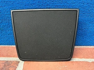 💎2014 - 2016 MASERATI QUATTROPORTE DASHBOARD DASH SPEAKER COVER OEM 670001677 - Picture 1 of 7