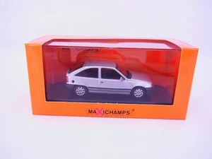 OPEL KADETT E 1.8 1990 Silver Metallic MAXICHAMPS 940045900 1/43 Metal - Picture 1 of 6