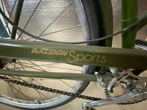 Raleigh Woman's Sports  3 speed Bike 1974 Green Good Condition - Picture 1 of 7