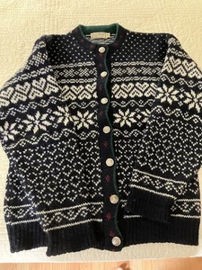 LL Bean womens button down, wool blend cardigan, size M. - Picture 1 of 6