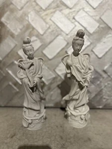 Pair Of Vintage 12" Porcelain Kwan Yin Guan Yin Figurine Blanc de Chine - Picture 1 of 9