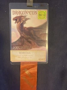 Dragon Con Convention Badge 2007 Excellent Condition - Imagen 1 de 4