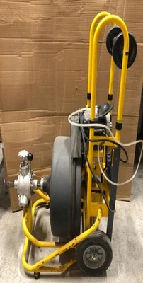 Barrena de serpiente de drenaje Cobra Speedway ST-600 camioneta local profesional solo Seattle Foto 1 de 4