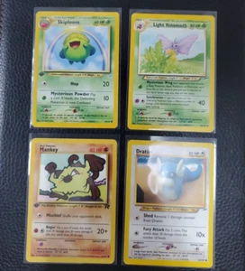 Vintage Pokemon Cards Skiploom 1st Edition Rockets Mankey Dratini Light Venomoth - Picture 1 of 2