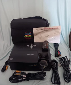 ViewSonic PJ560D DLP Projector Conference 3200 ANSI HD 1080i HDMI-adapter Remote - Picture 1 of 8