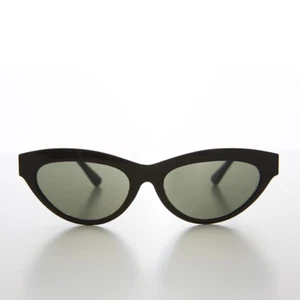 Black Women's Cat Eye Retro Sunglass - Bonnie - Picture 1 of 3