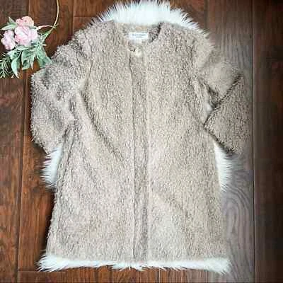 Abrigo Anthropologie Talla XS Helene Bergman Taupe Felpa Manga 3/4 Botón Foto 1 de 4