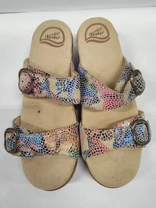 Sandalias Dansko Sophie 8.5 EU39 coloridas sin cordones mosaico piel de serpiente en relieve - Imagen 1 de 14