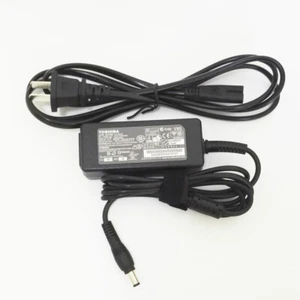 New 45W Genuine OEM AC Charger Adapter For Toshiba Portege Z930-S9311 Z930-S9312 - Picture 1 of 3