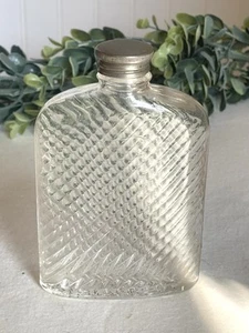 FRASCO DE VIDRIO PRENSADO VICTORIANO VINTAGE DE 1800, TAPA PLATEADA, vidrio transparente\ antiguo - Imagen 1 de 7