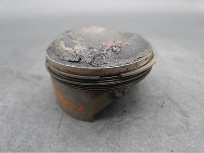 Porsche 911 993 MAHLE Piston mm w/ Wrist Pin 100P47 Foto 1 de 4