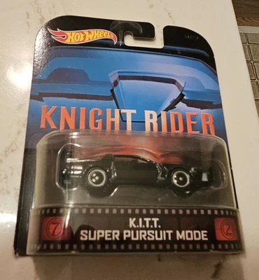 Hot Wheels 2014 Retro Entertainment Knight Rider K.I.T.T. Super Pursuit Mode - Image 1 of 4