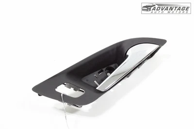 2024-2025 CHEVROLET TRAX FRONT RIGHT PASSENGER SIDE INTERIOR DOOR HANDLE OEM - Image 1 of 4