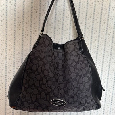 Bolso de Mano Coach Edie Negro/Gris Lona Diseño "C" Correa para el Hombro QBox Foto 1 de 4