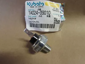 GENUINE KUBOTA OIL SENDER SWITCH 1A024-39010 15531-39014 15531-39013 15531-39010 - Picture 1 of 3