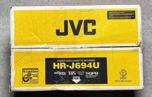 Lettore videoregistratore JVC HR-J694U solo scatola originale di fabbrica - Foto 1 di 5