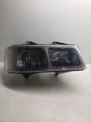 Compuesto de faros de pasajero para furgoneta Express 2500 03-23 1417453 Foto 1 de 3