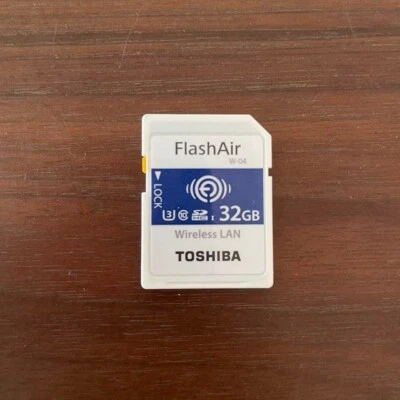 TOSHIBA FlashAir W-04 32GB Wireless Memory Card from Japan good condition - Image 1 of 2