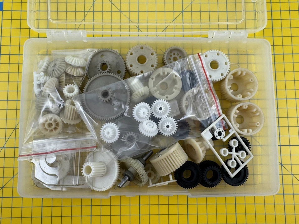 Tamiya Sortiment Zubehör Ersatzteil Unterschiedlich - Vintage Modellbau - Bild 1 von 1
