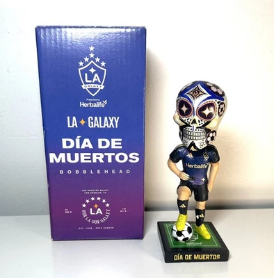 КАЧАЮЩАЯСЯ ГОЛОВА LA GALAXY DIA DE LOS MUERTOS 18 ОКТЯБРЯ 2025 - Изображение 1 из 2