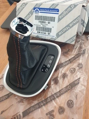 GENUÍNO Jeep Compass Alavanca de Engrenagem Automática Gator 6QW04LT5AA - Imagem 1 de 4