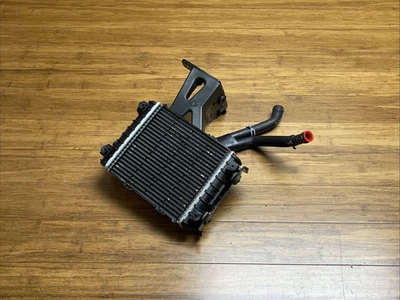 Audi S7 2020-2025 2,9 L lado derecho radiador auxiliar enfriador 4K0121212C fabricante de equipos originales Foto 1 de 4