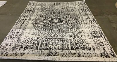 Alfombra MARFIL/NEGRO 8' X 10' con defecto, precio reducido 1172670803 EVK260T-8 Foto 1 de 3