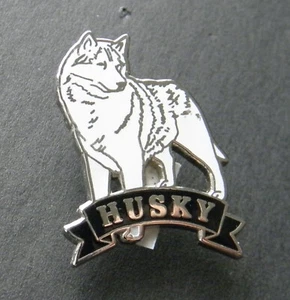 ALASKAN HUSKY DOG LAPEL PIN BADGE 3/4 X 1 INCH - Picture 1 of 1