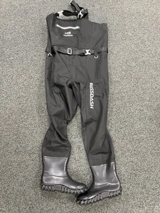 Bassdash Mens Black Sleeveless Adjustable Straps Boot Foot Chest Waders Sz 10-11 - Picture 1 of 12