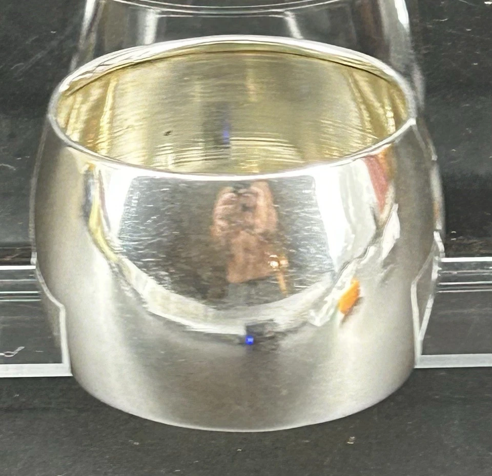 Antiguo anillo servilletero de plata VINCENZ CARL DUB austriaco VIENA .800 C. 1900 32,5 g Foto 1 de 4