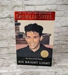 His Bright Light by Danielle Steel Signed Autographed Hardback Book - Picture 1 of 3