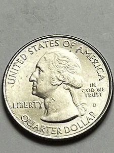 2010-D WYOMING COLORED YELLOWSTONE ATB NATIONAL PARKS QUARTER  Lot U715 - Picture 1 of 12