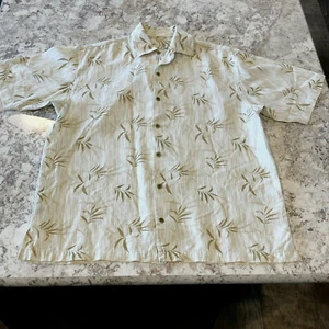 Tommy Bahama medium mens short sleeve button down shirts - Picture 1 of 8
