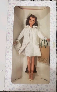 City Shopper Barbie Bambola Nicole Miller 1996 Macy's Edizione Limitata Mattel #16289 - Foto 1 di 9