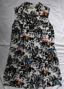 Nicole Miller Artelier Dress Button Down Silk Parrots Womens Medium FLAWS - Picture 1 of 14