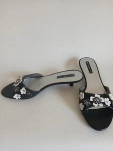 Women's Bandolino Black Faux Leather With White Flowers Open Toe Kitten Heel... - Picture 1 of 15