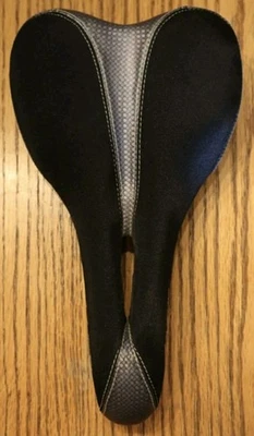 Asiento de sillín de bicicleta Avenir Velo Foam Groove Lite Comfort Plus... ¡Envío gratuito! Foto 1 de 4