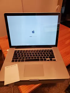 APPLE MACBOOK PRO 15” LATE 08 LAPTOP - Picture 1 of 10