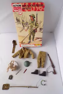 Action Man Carded 34374 Aperto Royal Engineers Outfit Metal Detector Palitoy - Foto 1 di 20