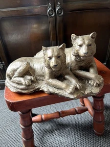 A PAIR OF LIONS COLD CAST BRONZE & RESIN VERONESE STATUE “ HEAVY” 2010 - Picture 1 of 12