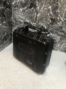 Peli 1400 Protector Case : Hard Military Grade Storage Case - Picture 1 of 6